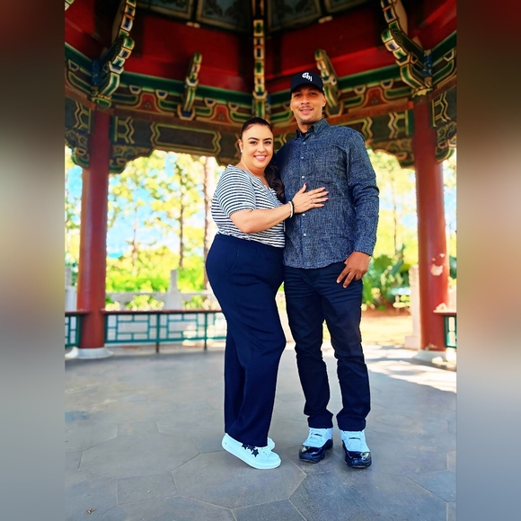 Meet your Posher, Adeaux - Picture 11 of 15